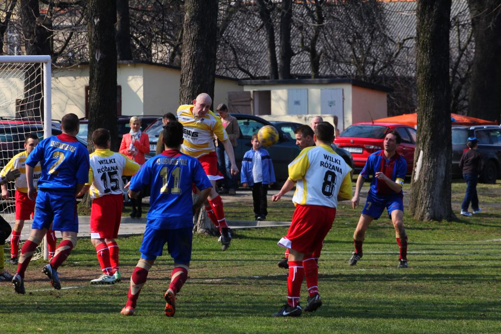 KS Legnickie Pole - Wilki 1:1