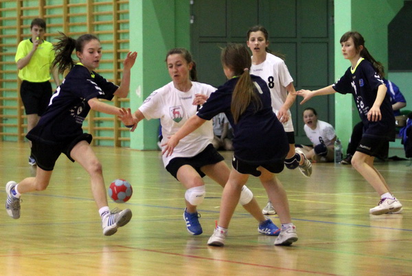 KPR Jelenia Góra - UKS Dziewiątka Legnica 13:17