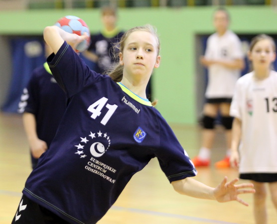 KPR Jelenia Góra - UKS Dziewiątka Legnica 13:17