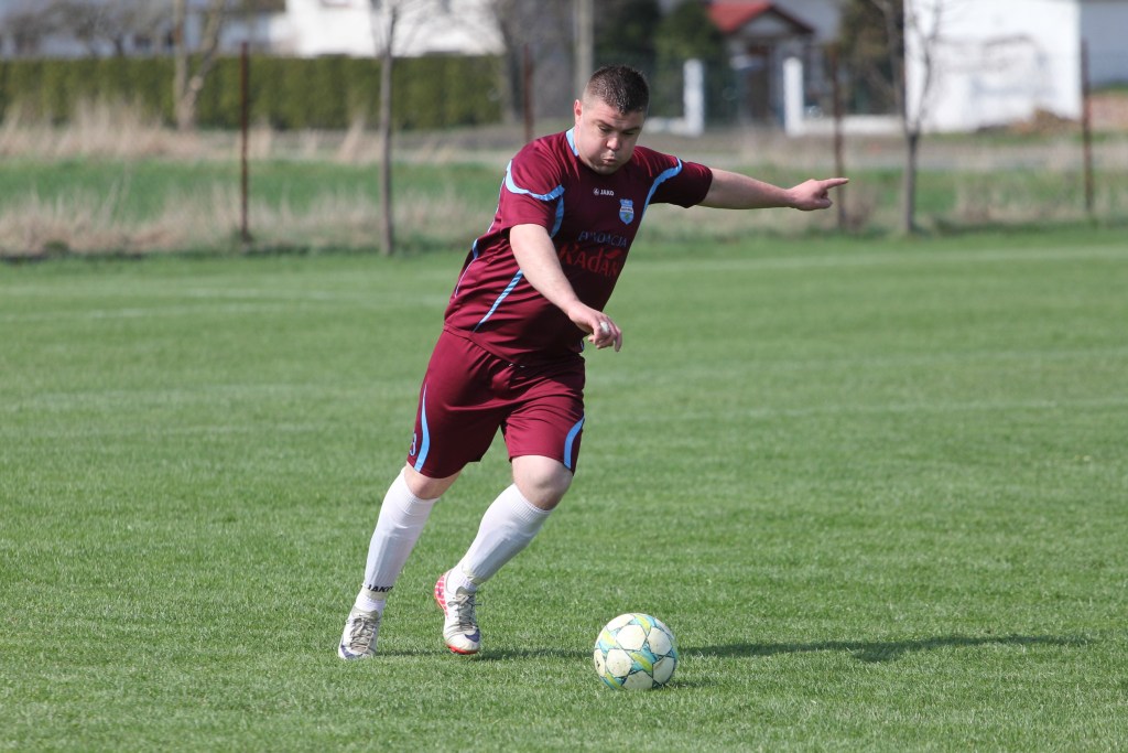 Dąb - Iskra 4:0