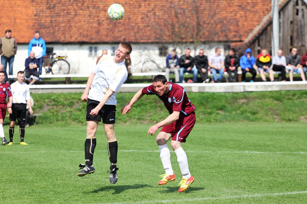 Dąb - Iskra 4:0