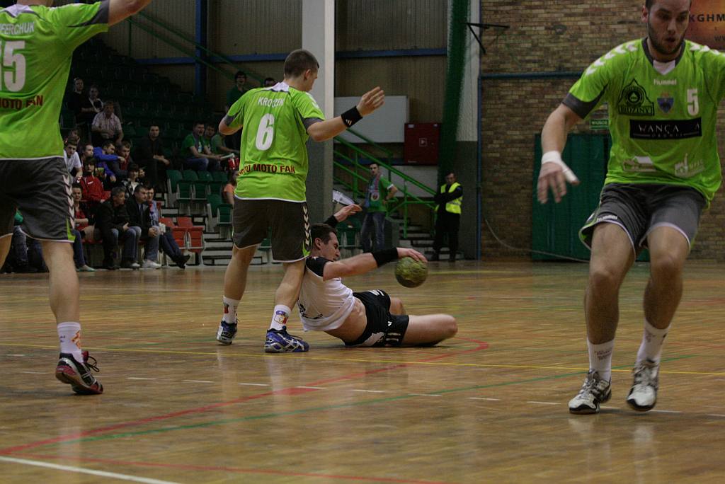 MSPR Siódemka - AZS Czuwaj 37:28