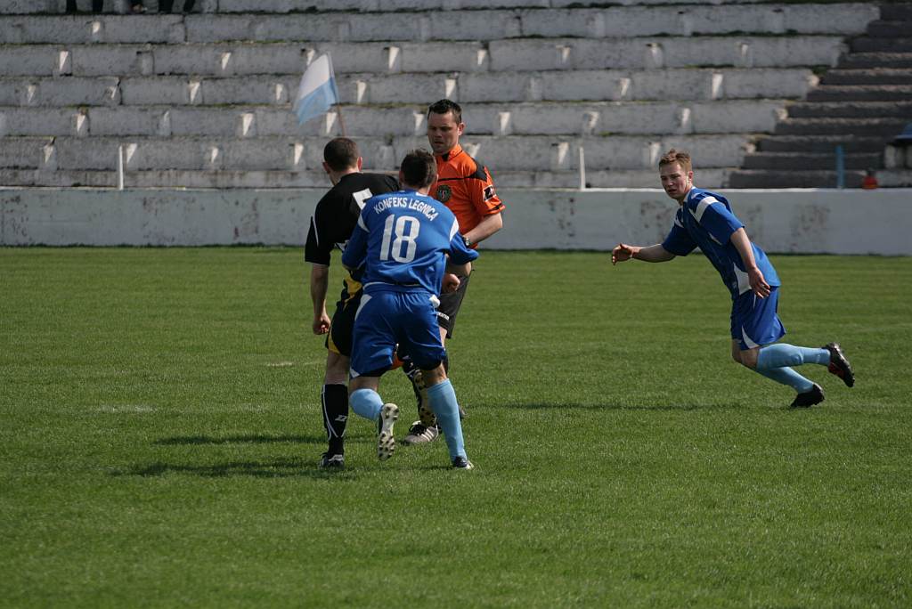 Konfeks  - Czarni 1:1