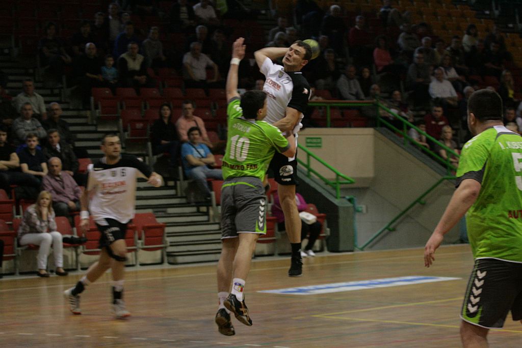 MSPR Siódemka - AZS Czuwaj 37:28