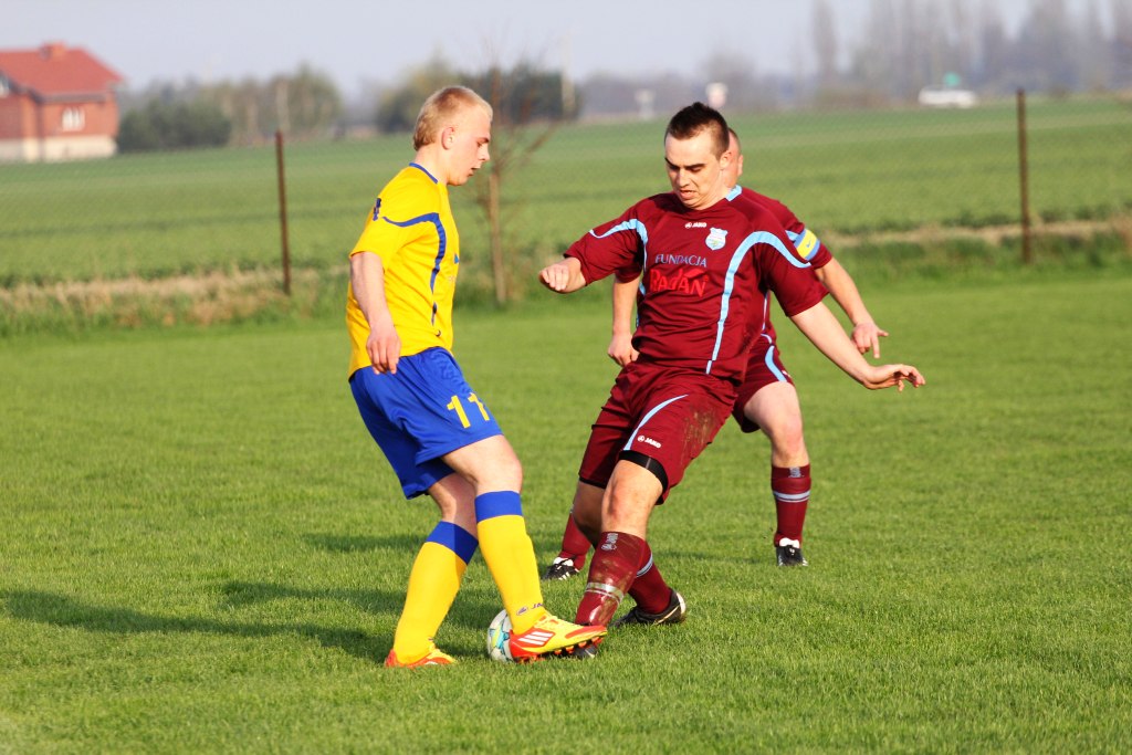 Czarni - Dąb 1:6