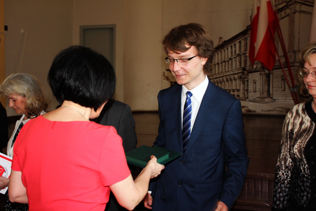 Odebrali świadectwa, czekają na maturę