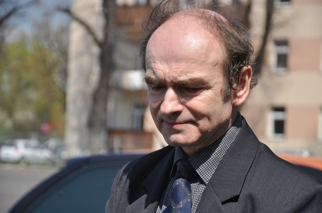 Maturzyści zakończyli rok szkolny paleniem gumy