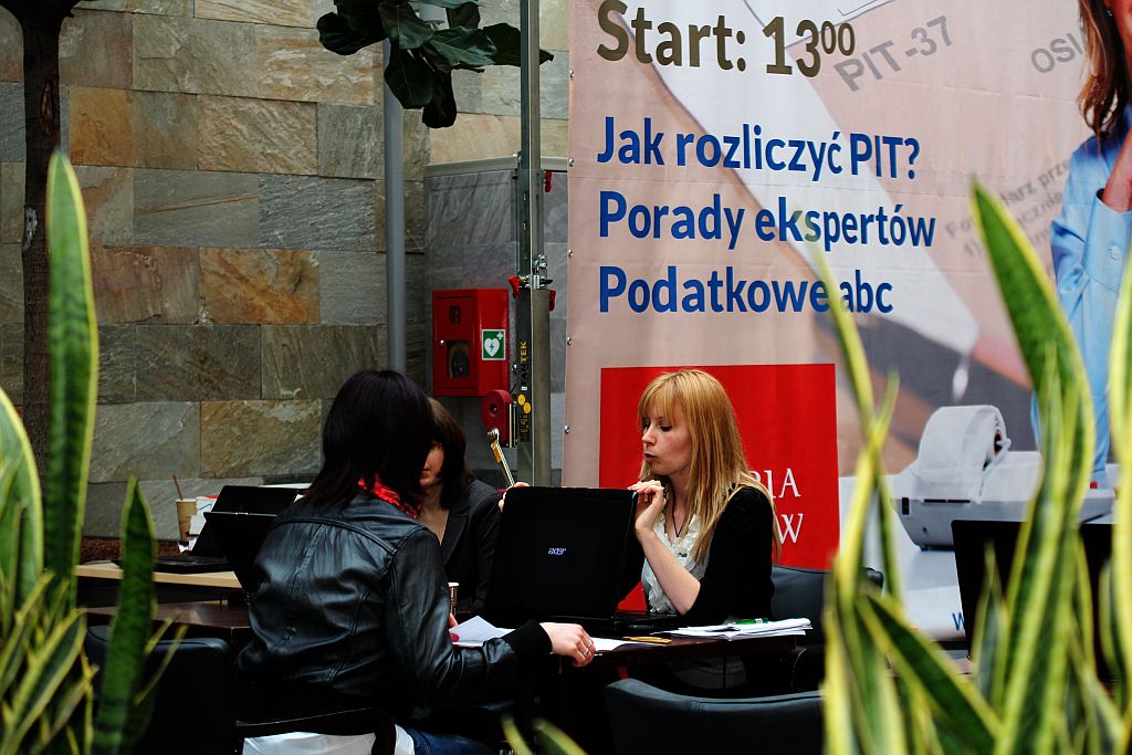 Rozliczali PIT–y z Galerią Piastów