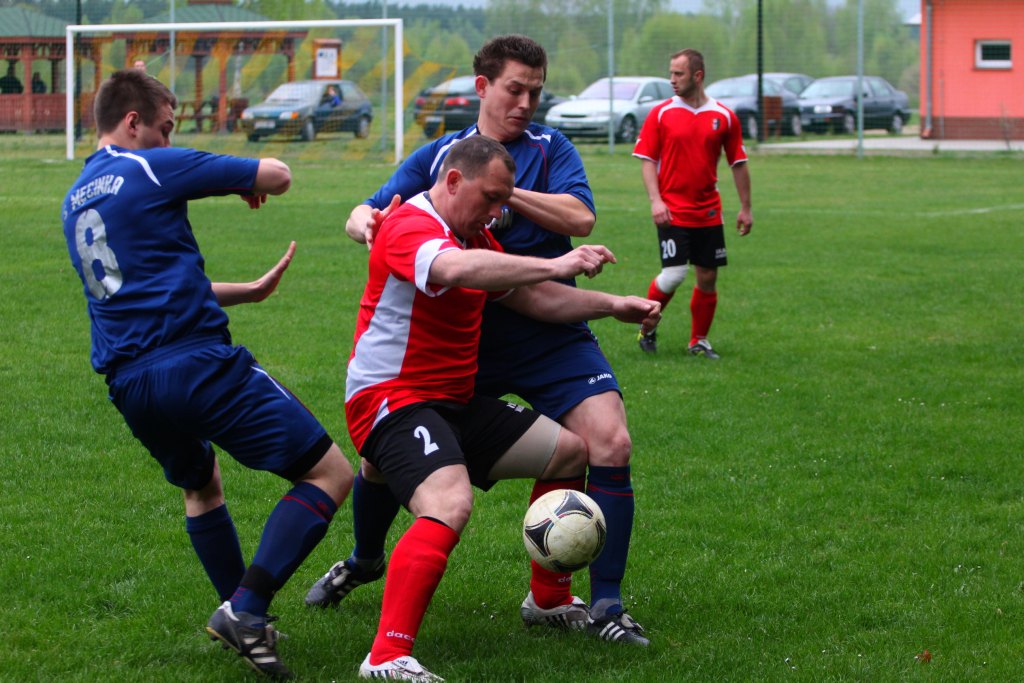 Klasa A: Ikar - GKS Męcinka 1:5
