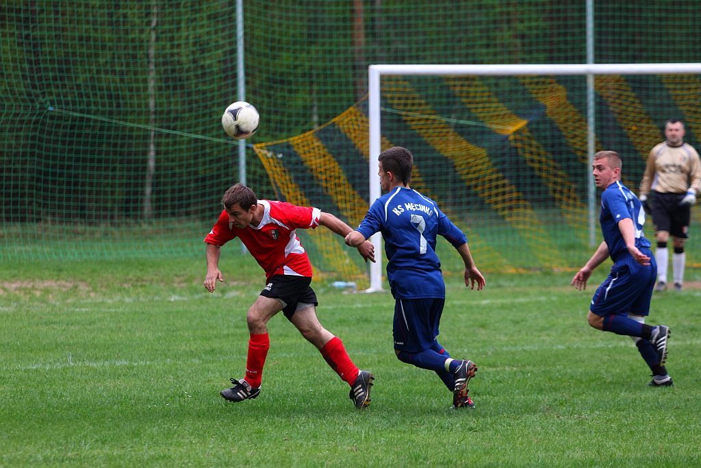 Klasa A: Ikar - GKS Męcinka 1:5
