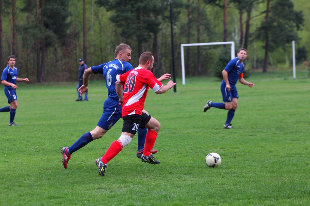 Klasa A: Ikar - GKS Męcinka 1:5