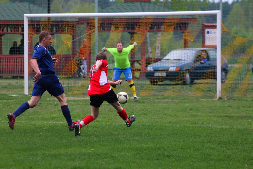 Klasa A: Ikar - GKS Męcinka 1:5