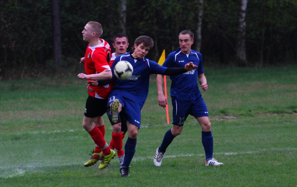 Klasa A: Ikar - GKS Męcinka 1:5