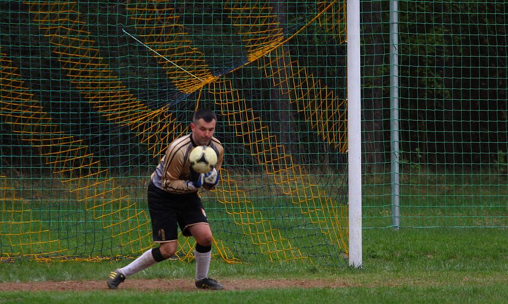 Klasa A: Ikar - GKS Męcinka 1:5