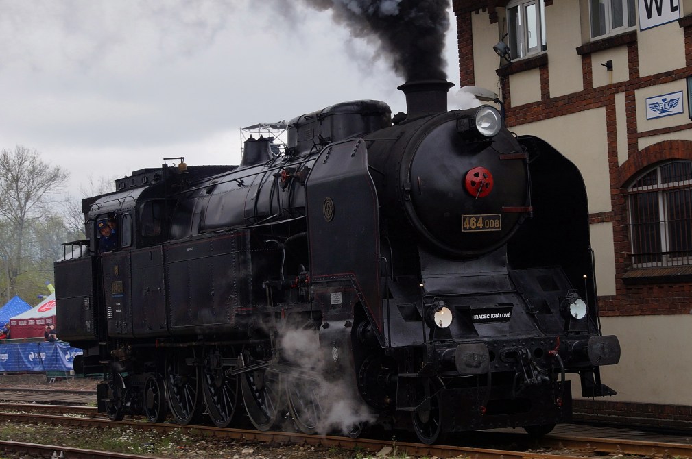 Maszyny pod parą przyjechały do Wolsztyna