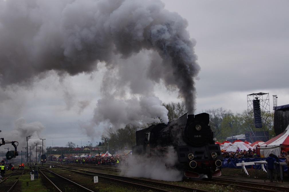 Maszyny pod parą przyjechały do Wolsztyna