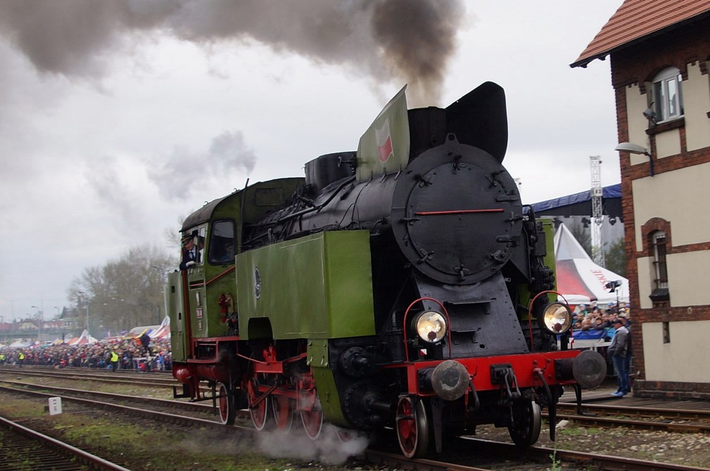 Maszyny pod parą przyjechały do Wolsztyna