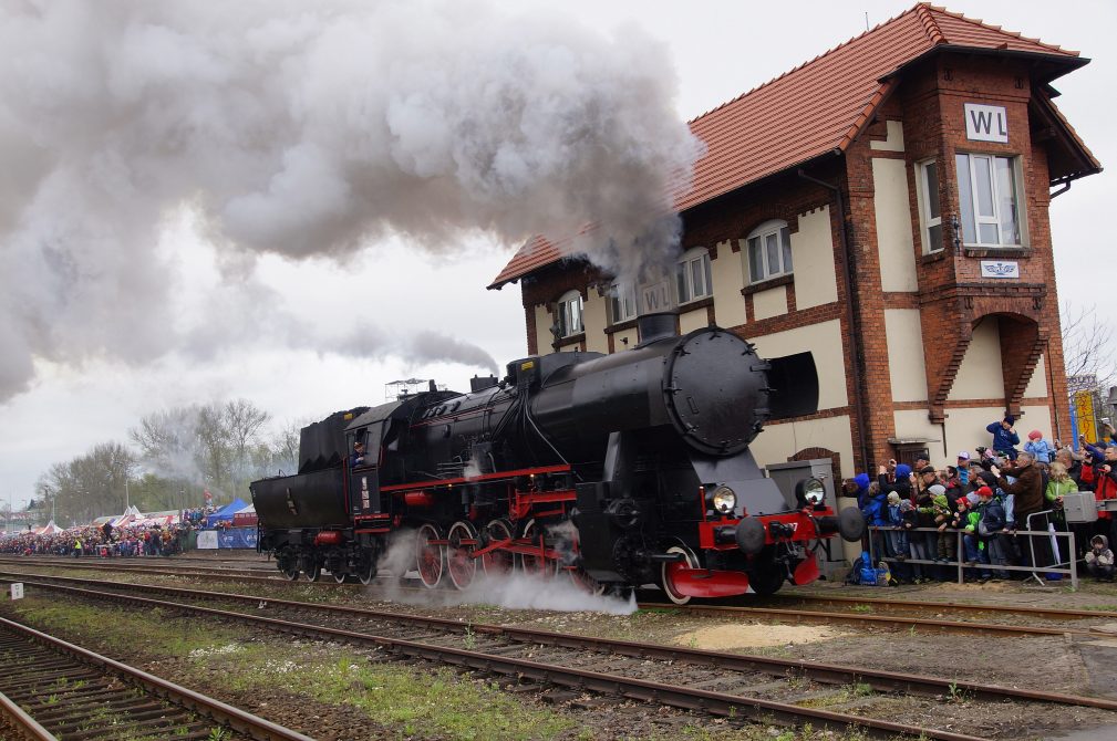 Maszyny pod parą przyjechały do Wolsztyna