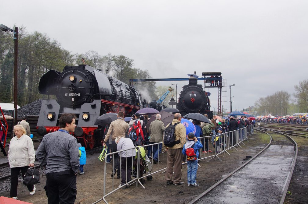 Maszyny pod parą przyjechały do Wolsztyna