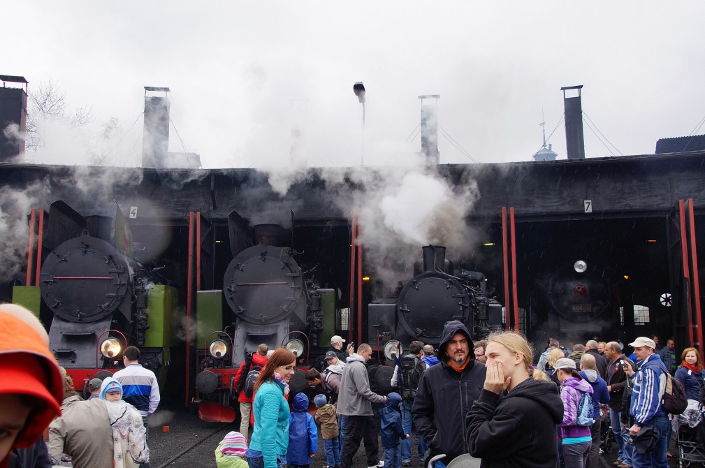 Maszyny pod parą przyjechały do Wolsztyna