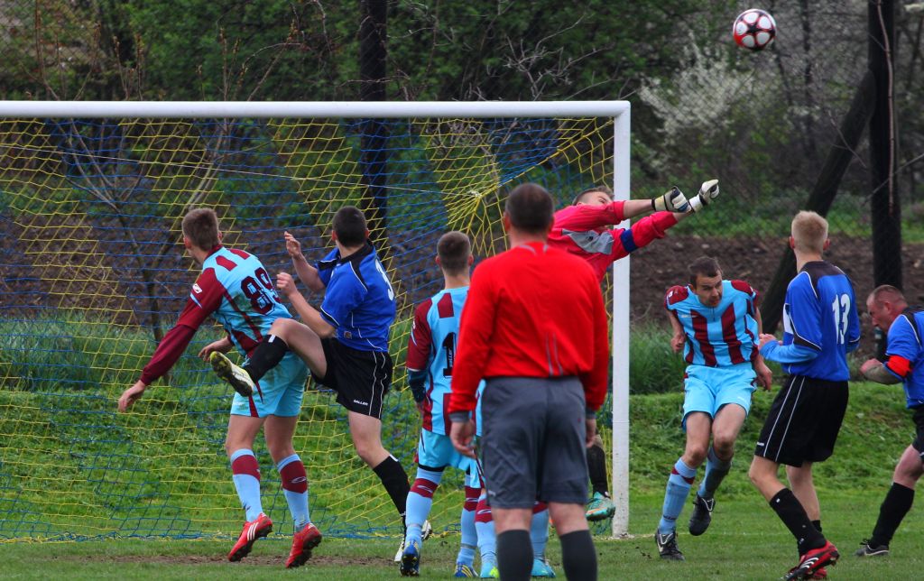 Klasa B: Orzeł - Błękitni 1:3