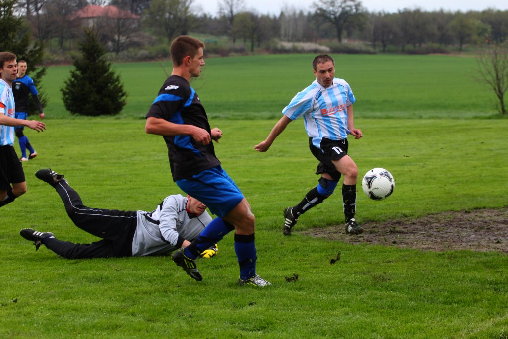 Klasa B: Albatros - Cicha Woda 1:2