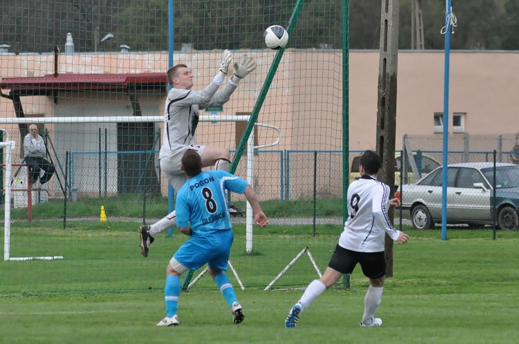 IV liga: Orkan - Pogoń 0:0