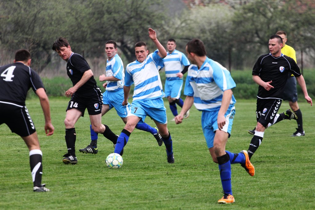 Klasa A: Dąb - Victoria 0:1