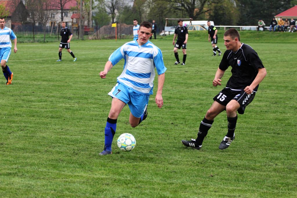 Klasa A: Dąb - Victoria 0:1