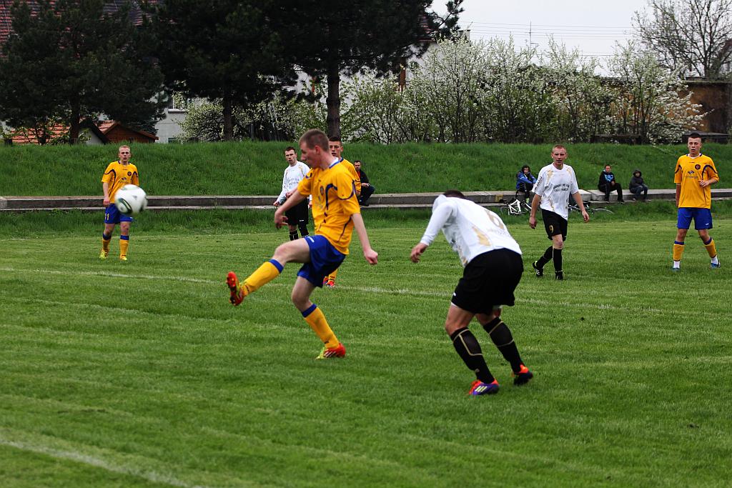 Klasa A: Czarni - Iskra 2:3