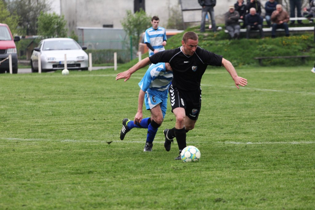 Klasa A: Dąb - Victoria 0:1
