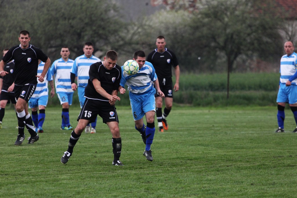 Klasa A: Dąb - Victoria 0:1