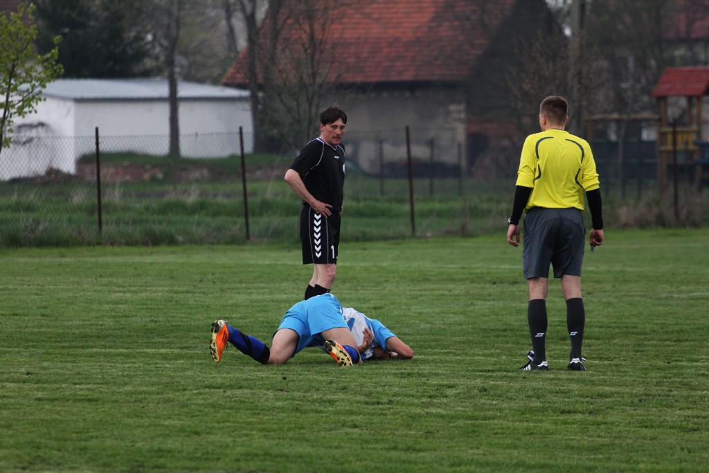 Klasa A: Dąb - Victoria 0:1