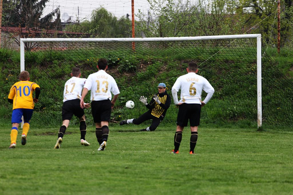 Klasa A: Czarni - Iskra 2:3