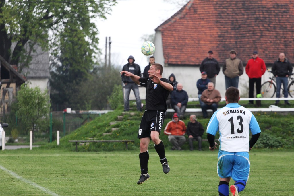 Klasa A: Dąb - Victoria 0:1