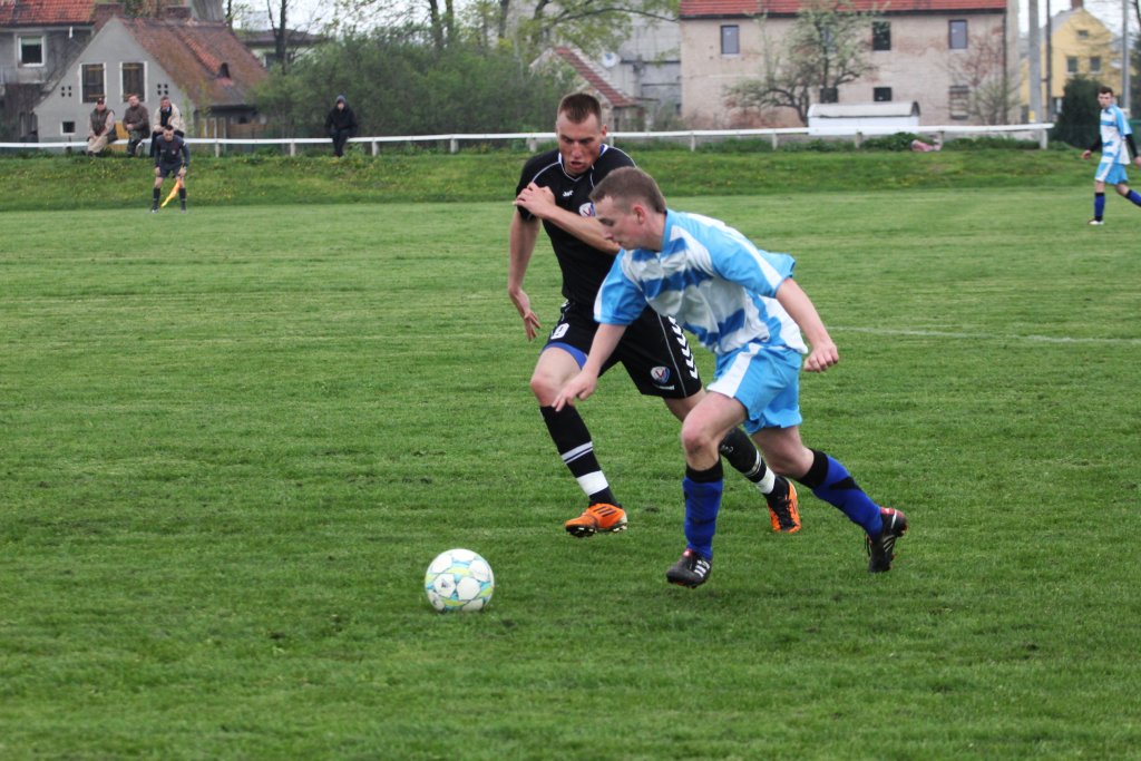 Klasa A: Dąb - Victoria 0:1
