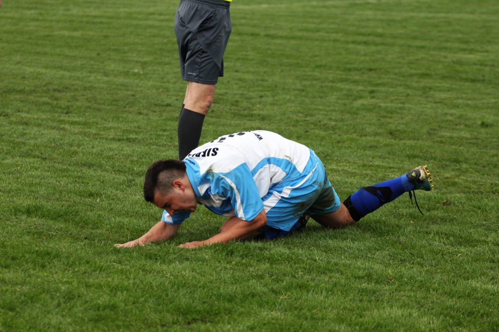 Klasa A: Dąb - Victoria 0:1