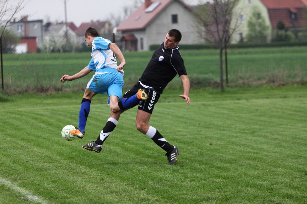 Klasa A: Dąb - Victoria 0:1