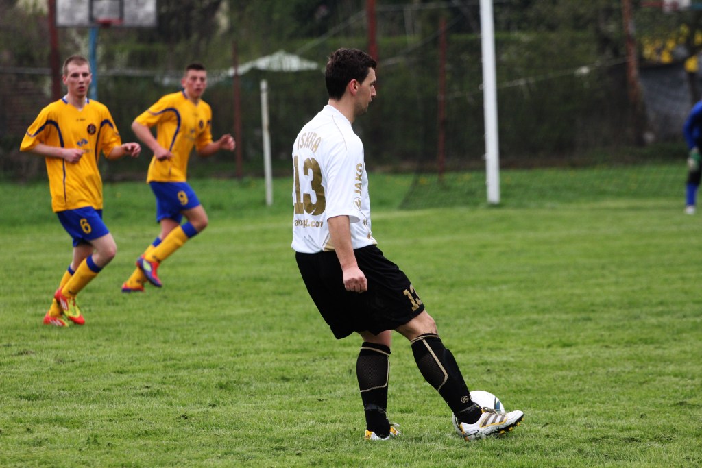Klasa A: Czarni - Iskra 2:3
