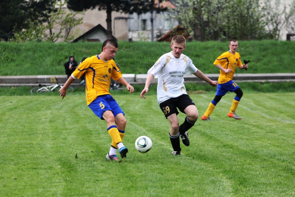 Klasa A: Czarni - Iskra 2:3