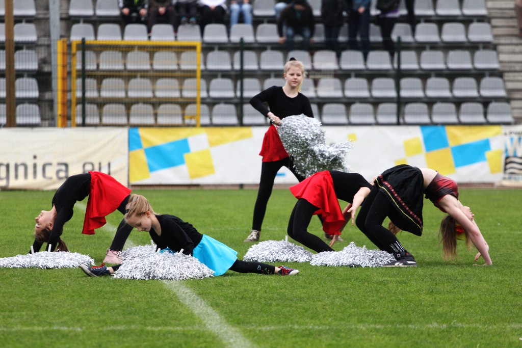 Cheerleaderki Miedzianki zadebiutowały na boisku
