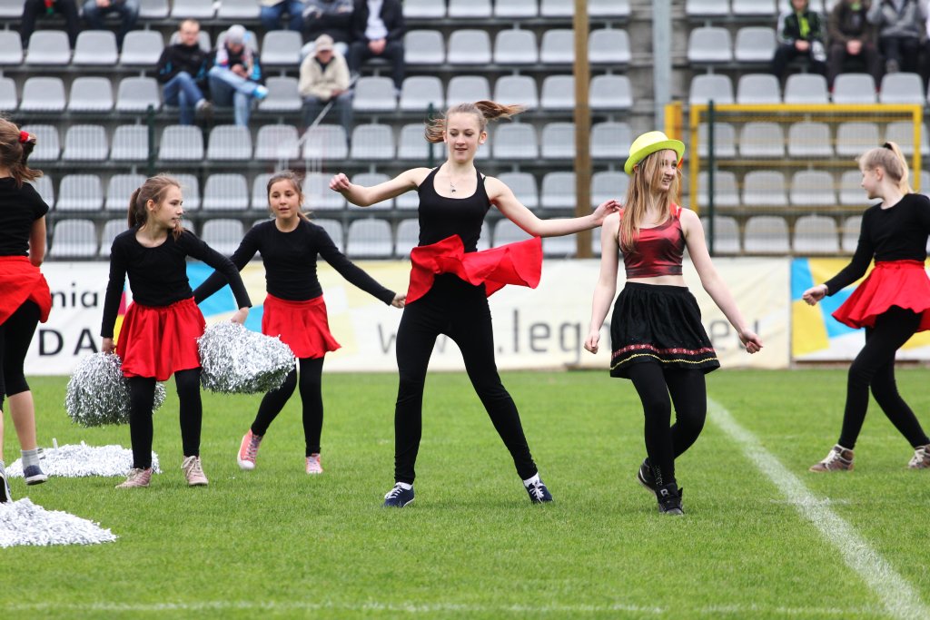 Cheerleaderki Miedzianki zadebiutowały na boisku