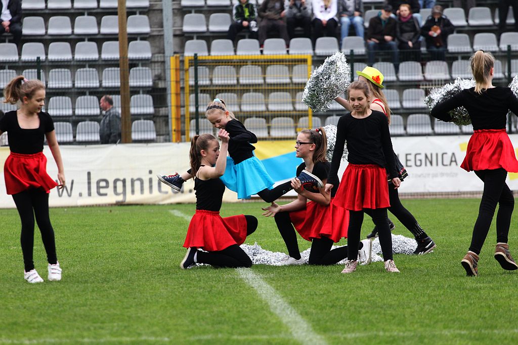 Cheerleaderki Miedzianki zadebiutowały na boisku
