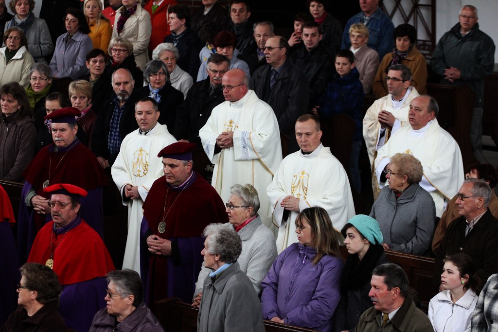 Uroczystość odpustowa na osiedlu Kopernika