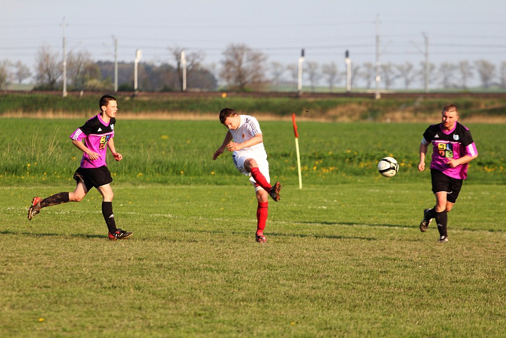 Okręgówka: Mewa - Iskra 2:3