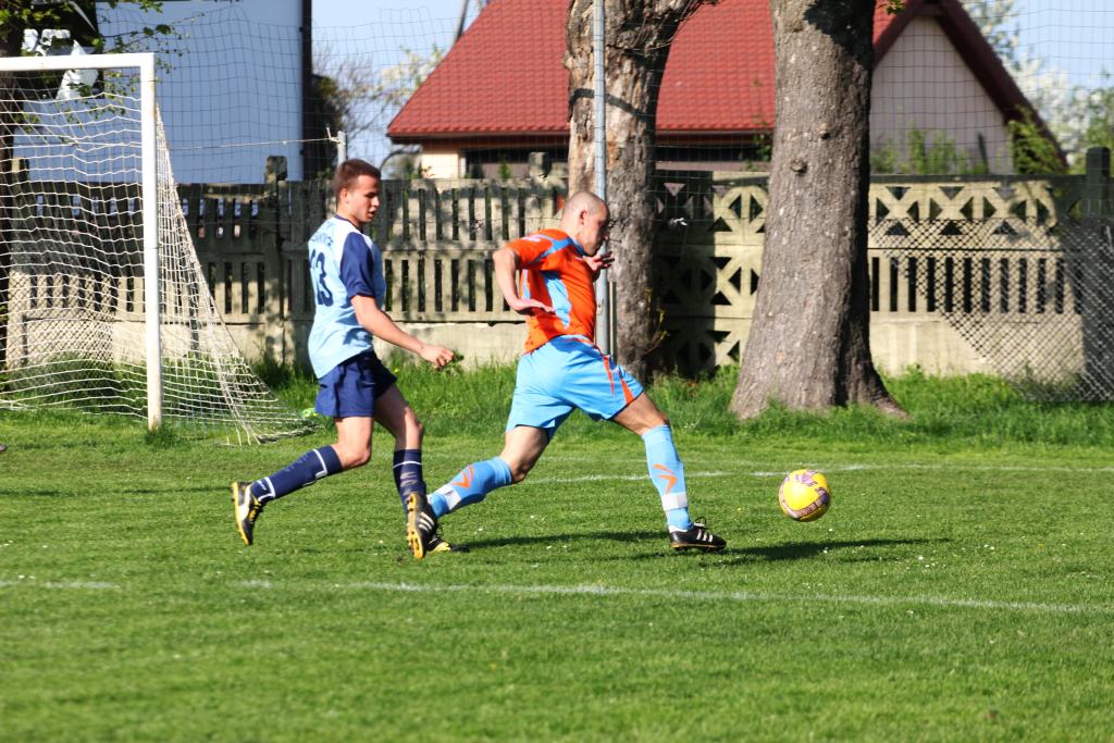 Klasa A: KS Legnickie Pole - Zryw 4:2