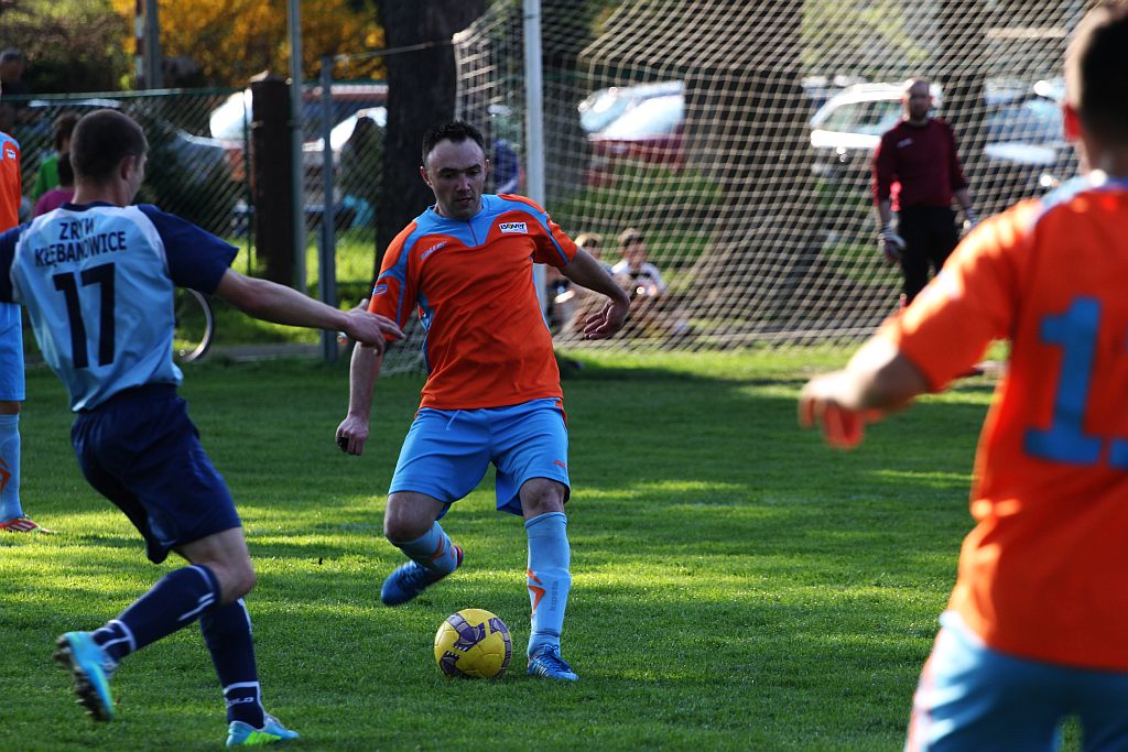 Klasa A: KS Legnickie Pole - Zryw 4:2