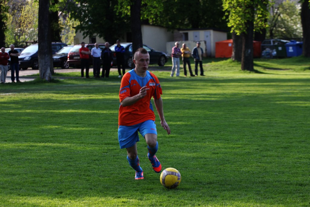 Klasa A: KS Legnickie Pole - Zryw 4:2