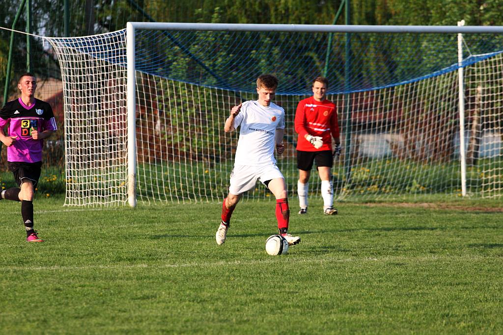 Okręgówka: Mewa - Iskra 2:3