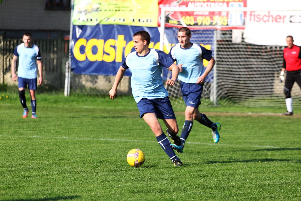 Klasa A: KS Legnickie Pole - Zryw 4:2